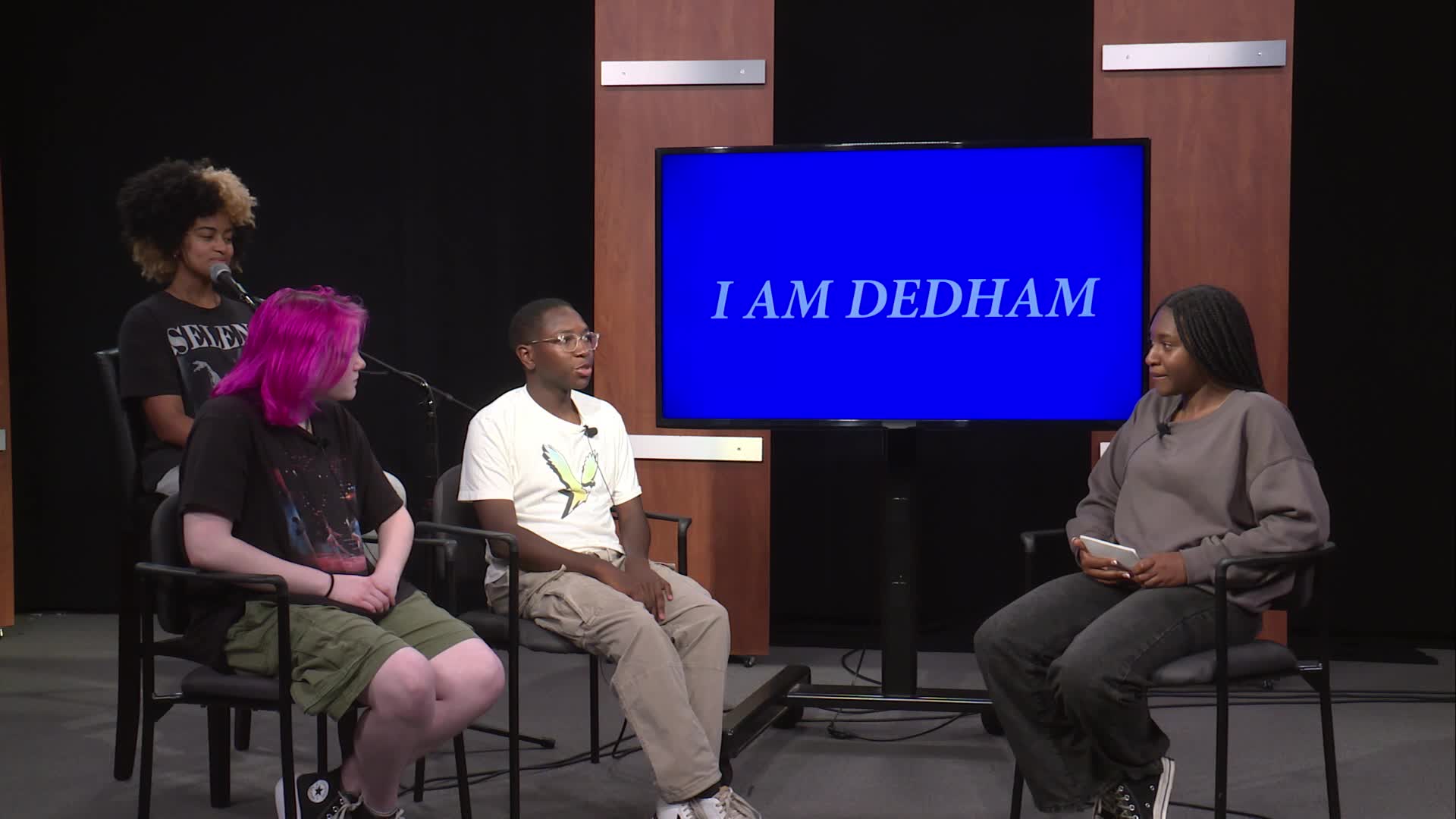 Thumbnail image for NEW! I AM DEDHAM ~ MEET THE CO-PRESIDENTS OF THE DHS "STUDENT LOUNGE"