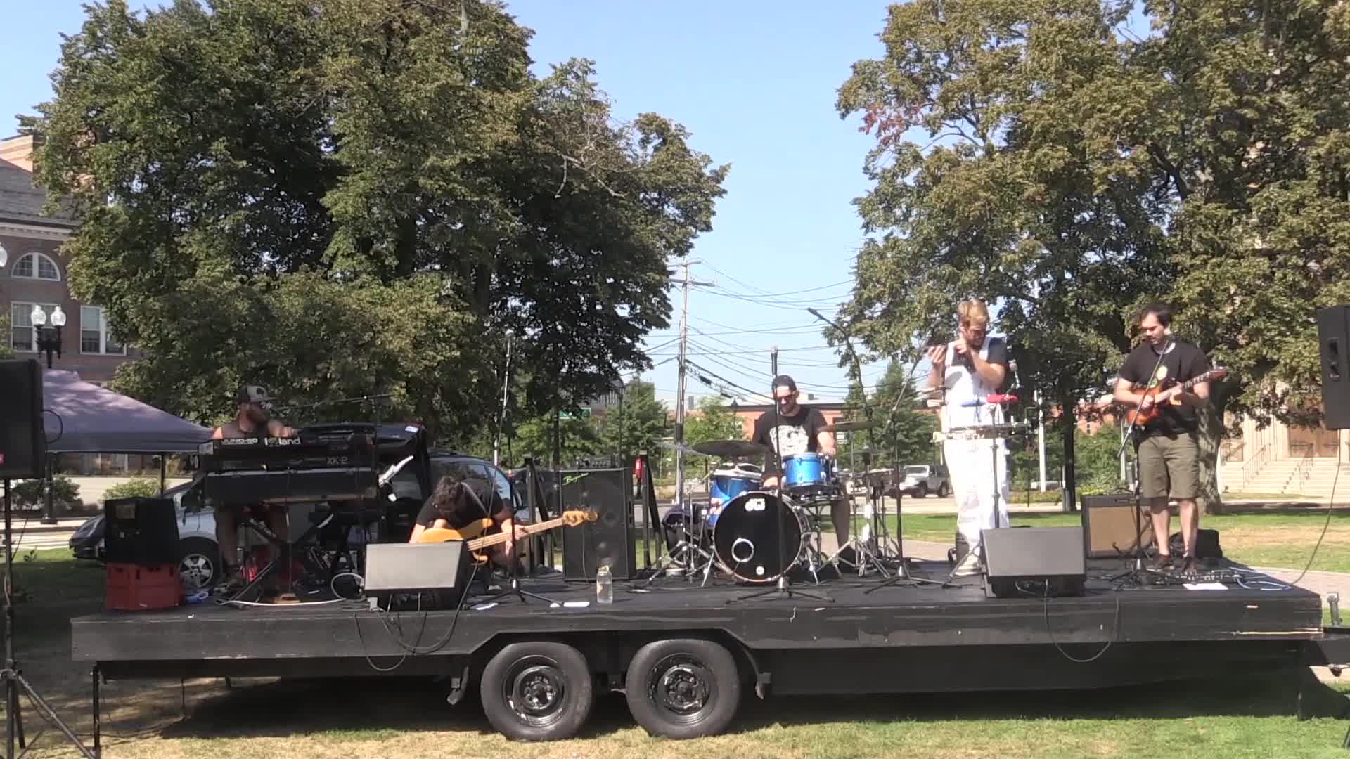 Thumbnail image for SUMMER WRAP UP- THE VAN BURENS IN CONCERT AT THE CRANE - SEPTEMBER 2024
