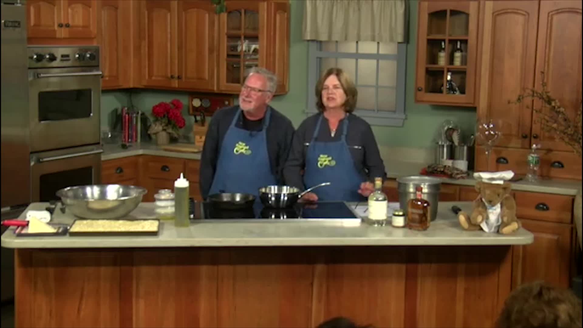 Thumbnail image for NEW SHOW! NEW ENGLAND COOKS - FOOTBALL FAVES! PIZZA AND WINGS