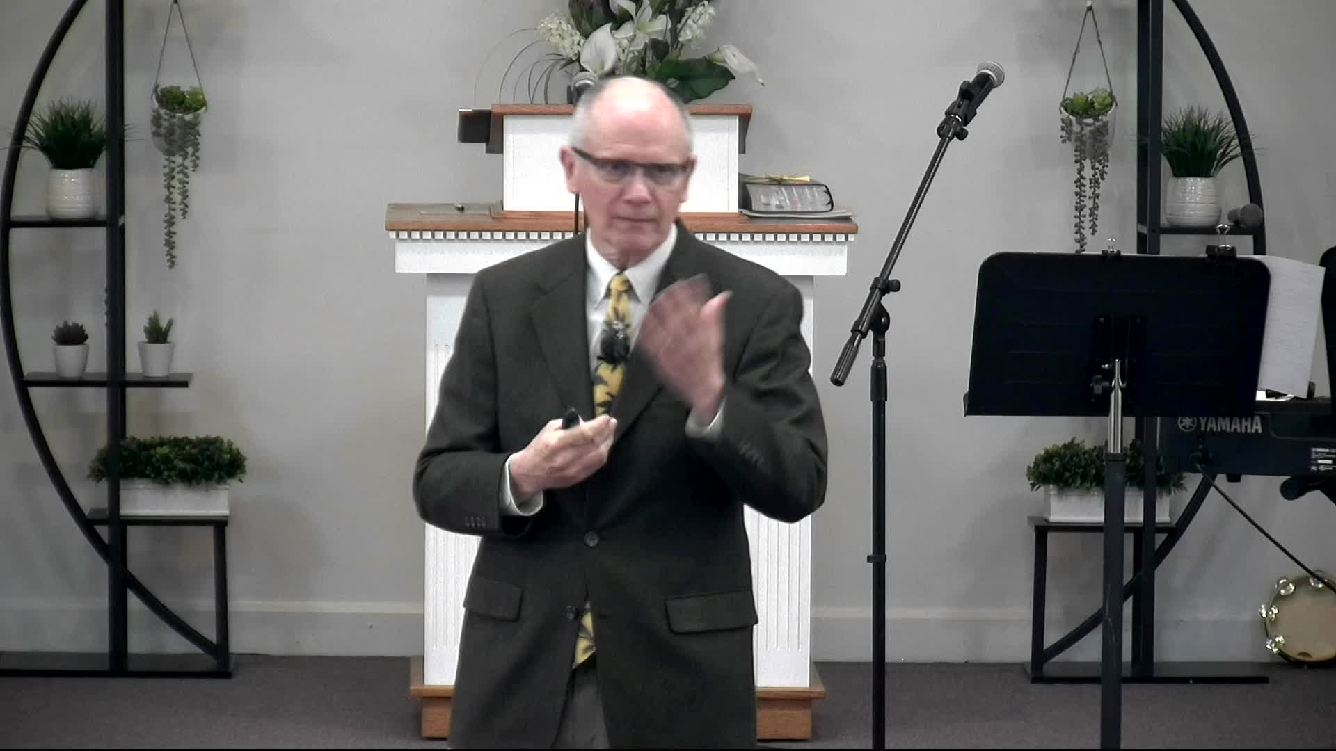 Thumbnail image for CALVARY BAPTIST CHURCH FOR April 20, 2025- A PALM COVERED ROAD