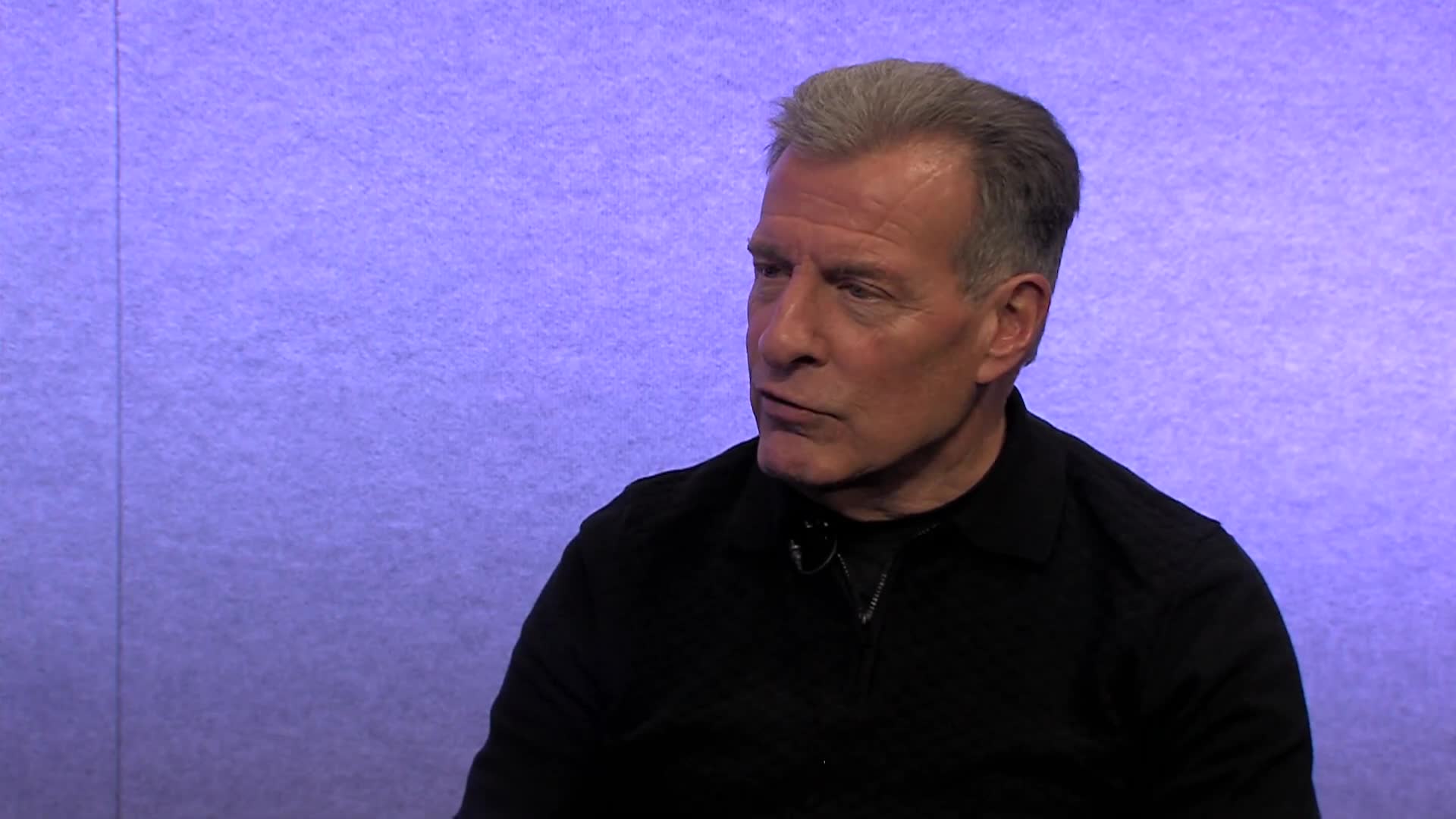 NEW EPISODE1 The Writer's Block Hosted by Matt Robinson - Former State Police Officer's Crime Novel